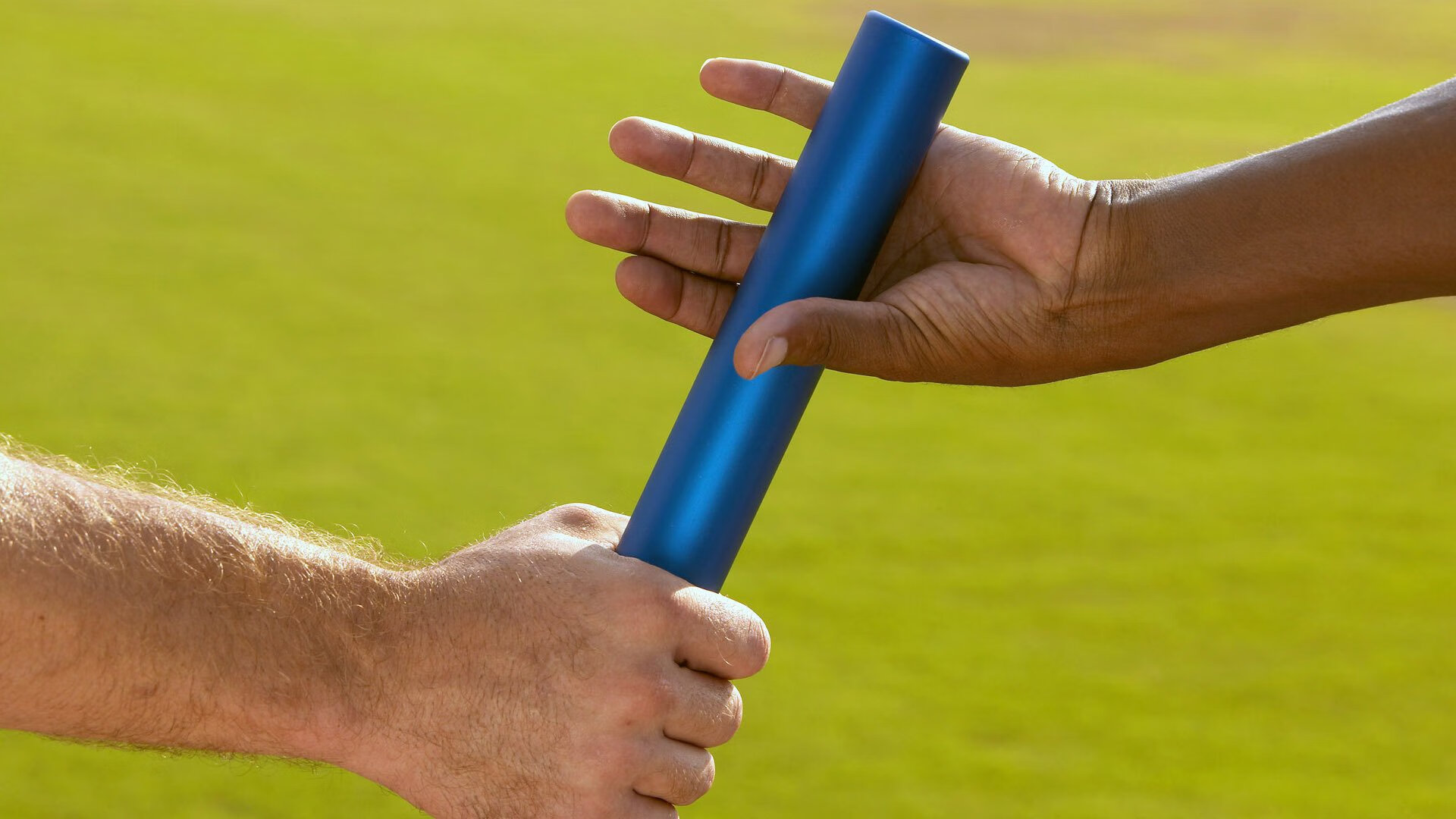 中国女足在比赛中展现出优雅的踢球风格，中国女足好样的