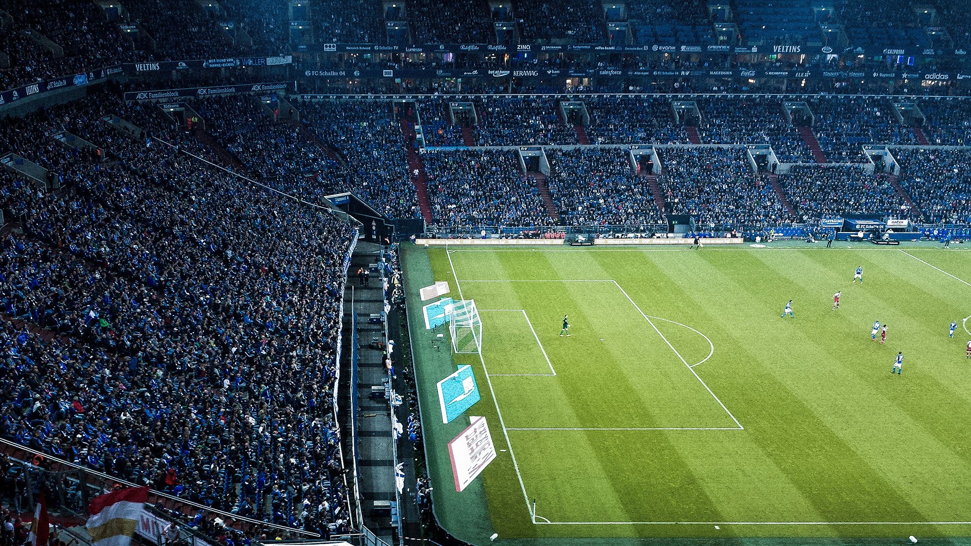 “火爆激情！粉丝助威现场爆点不断，气氛炸裂”，粉丝爆击